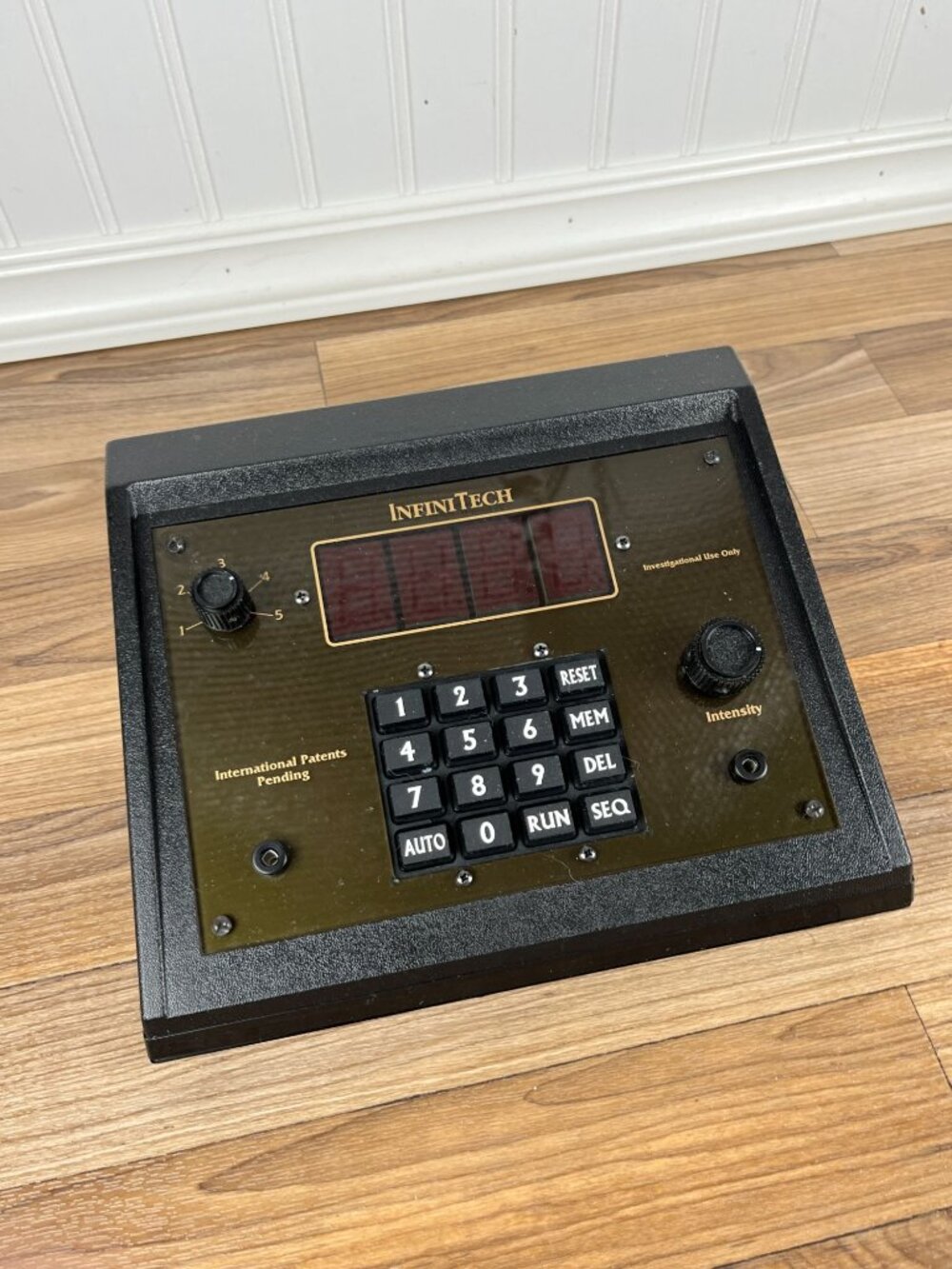Infini tech Frequency Instrument Machine RARE Vintage ONLY READ - Picture 5 of 9